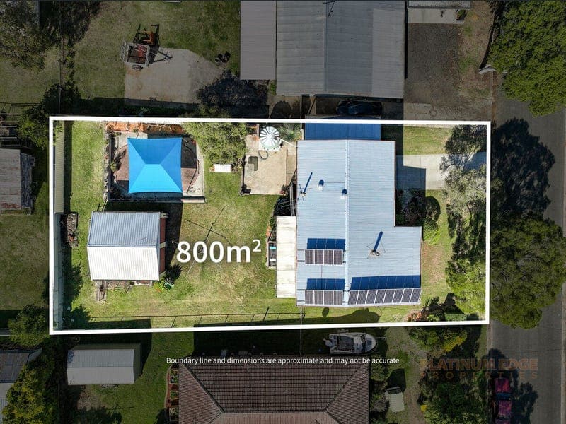 12 Cavell Avenue, Beaudesert — photo 1 of 5