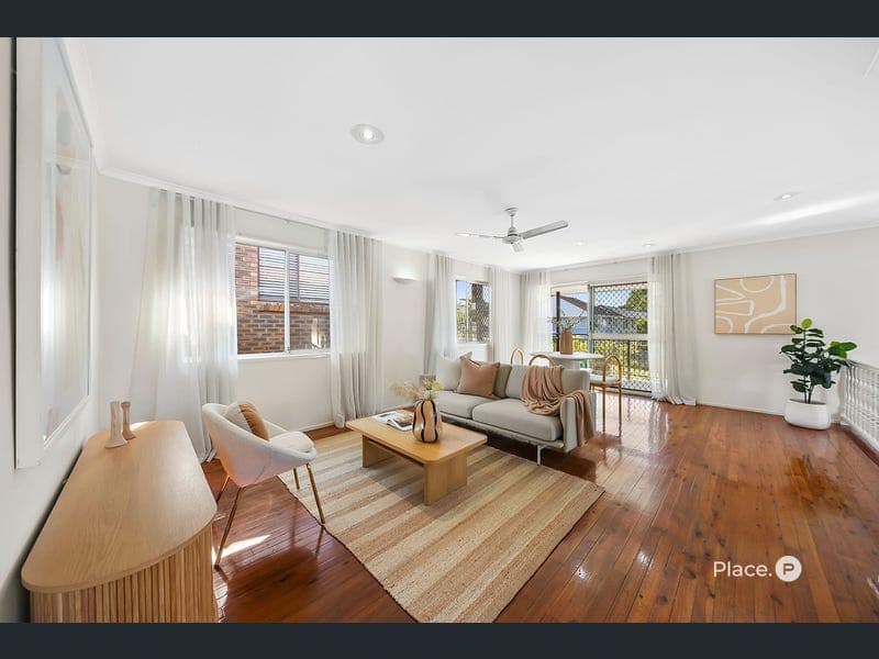 10 Duff Street, Wavell Heights — photo 1 of 5