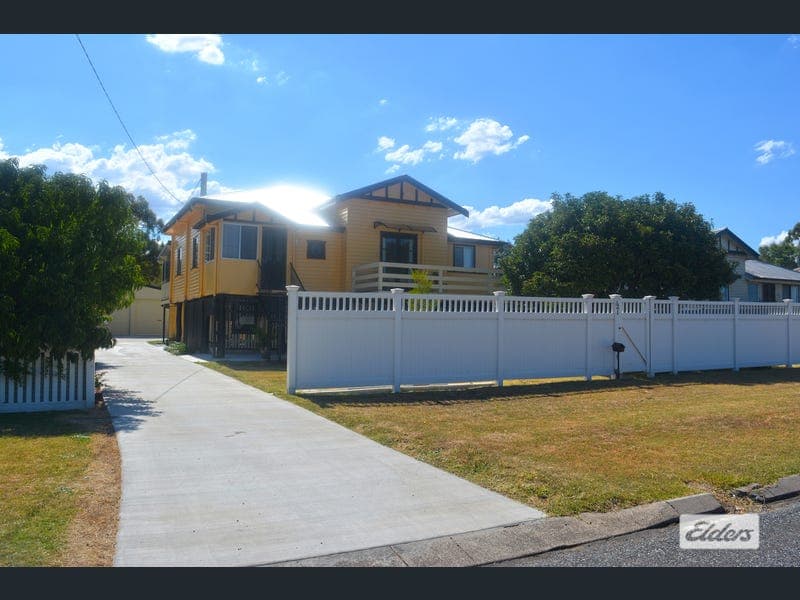 47 Lyons Street, Warwick — photo 1 of 5