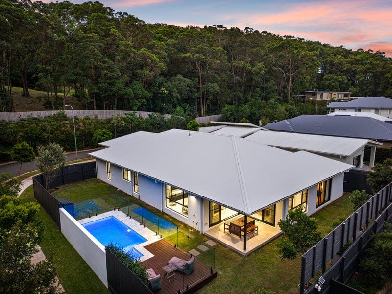 32 Black Swan Circuit, Maroochy River — photo 1 of 5