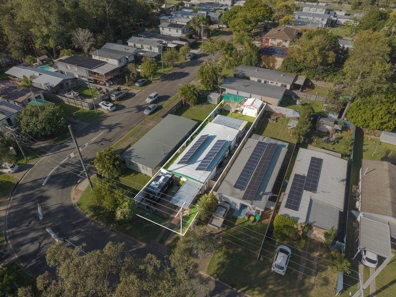 3 Moon Street, Caboolture South — photo 1 of 5