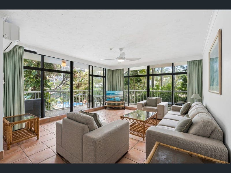 2E/3277 Surfers Paradise Boulevard — photo 1 of 5