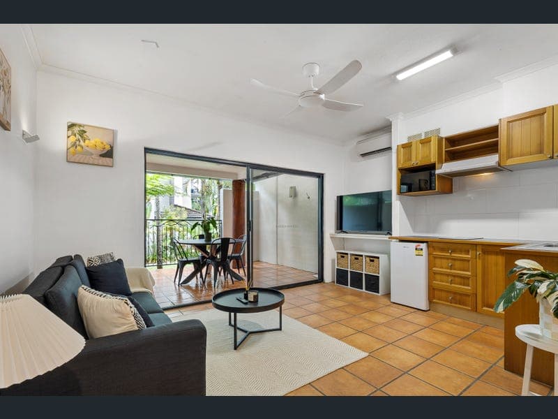 10/62-64 Davidson Street, Port Douglas — photo 1 of 5