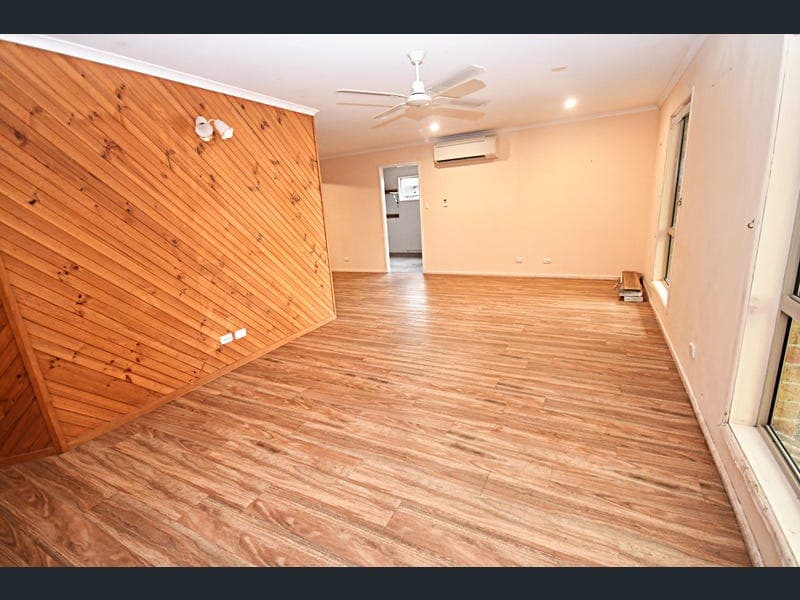 11 Bauhinia Drive, Kawungan — photo 1 of 5