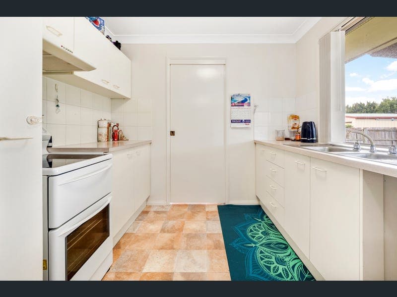 48 Kentwood Drive, Bray Park — photo 1 of 5