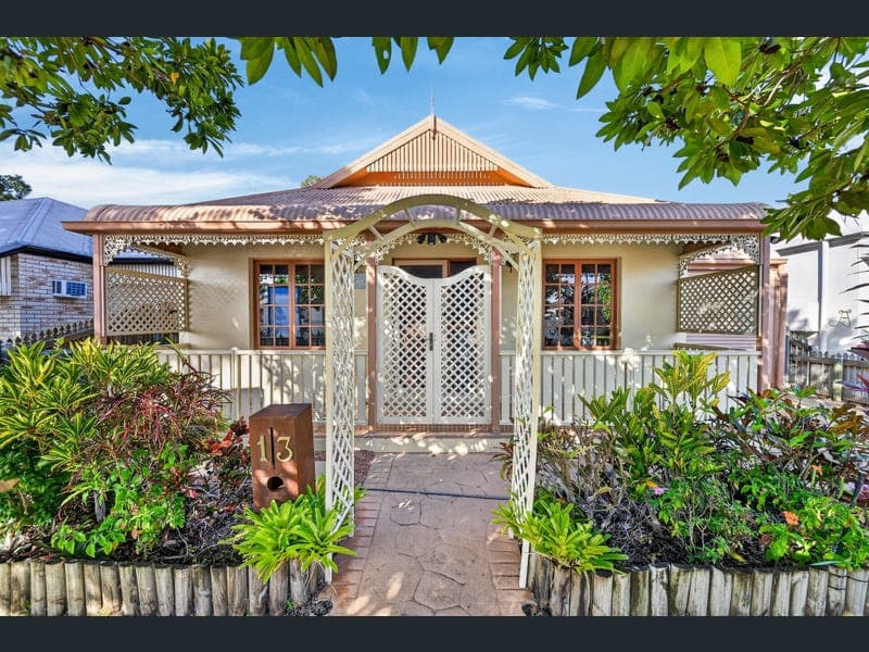 13 Fishtail Street, Kirwan — photo 1 of 5