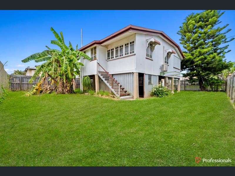 4 Wood Street, Depot Hill — photo 1 of 5