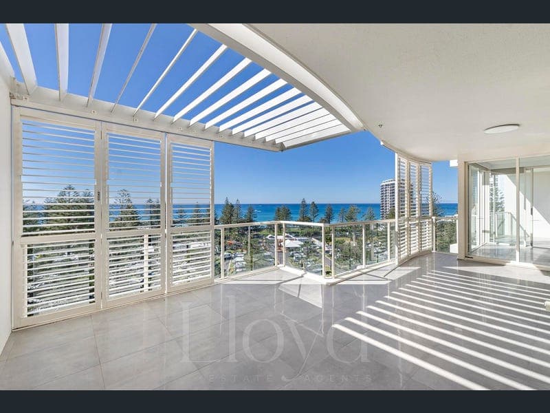 1093/1 Lennie Avenue, Main Beach — photo 1 of 5