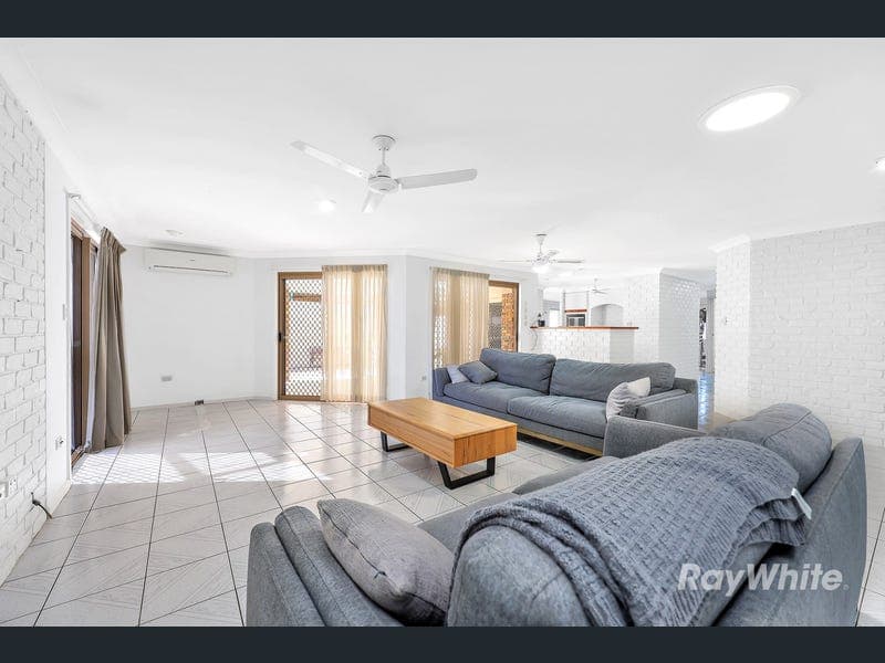 36 Fairway Drive, Bargara — photo 1 of 5