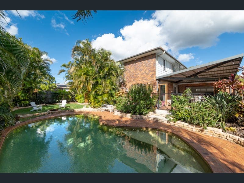 1 Gregory Place, Albany Creek — photo 1 of 5