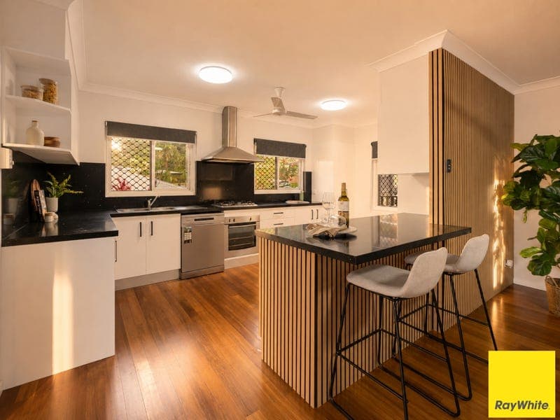 22 Marti Street, Bayview Heights — photo 1 of 5