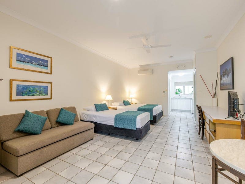 4/121 Davidson Street, Port Douglas — photo 1 of 5