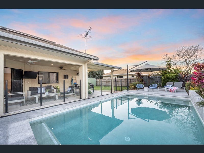 8 Beaconsfield Avenue, Kirwan — photo 1 of 5