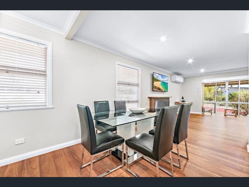 93 Locke Street, Warwick — photo 1 of 5