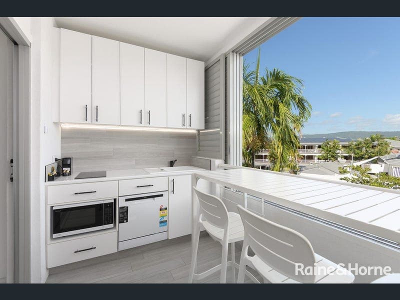 205/2-4 Macrossan Street, Port Douglas — photo 1 of 5