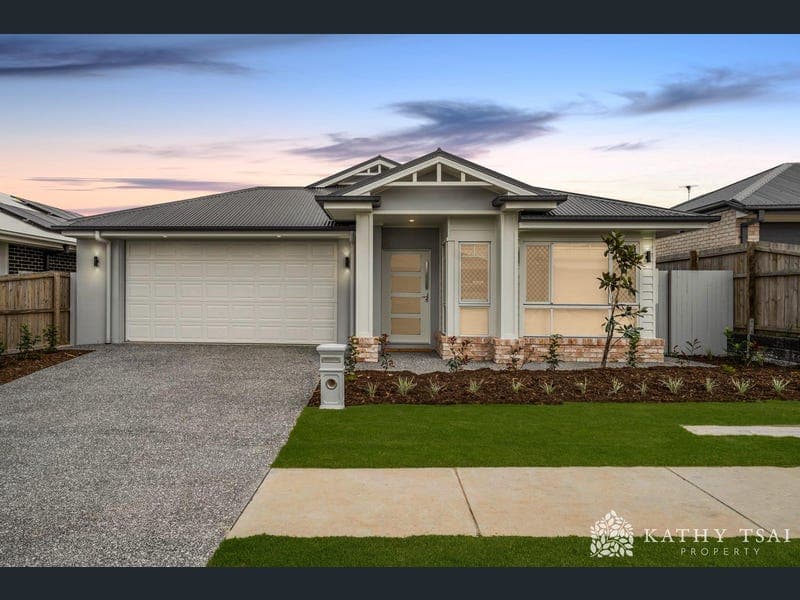38 Tamborine Street, Redland Bay — photo 1 of 5