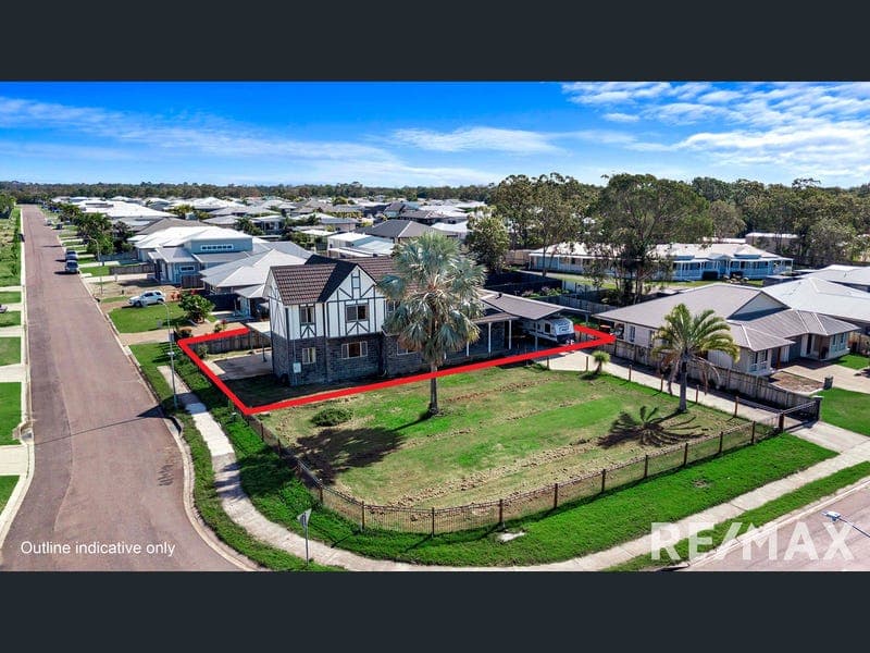 2 Senor Avenue, Urangan — photo 1 of 5