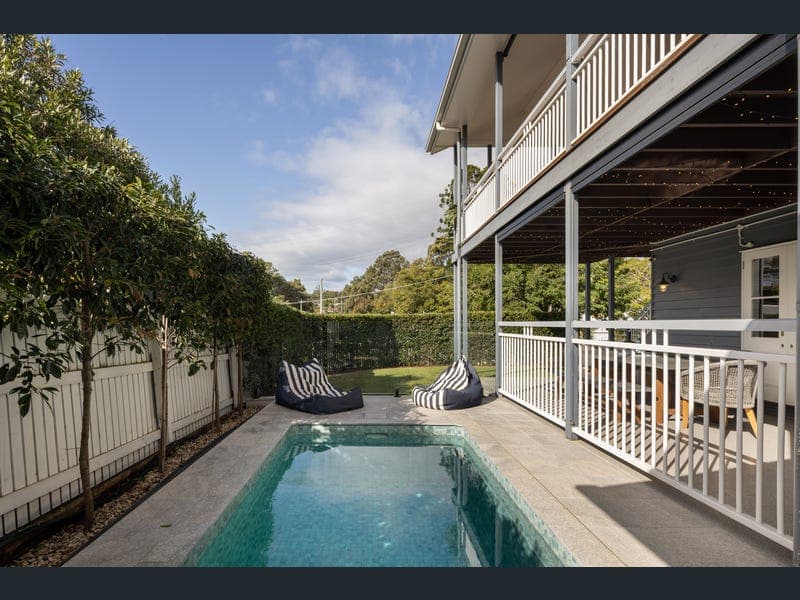 79 Laura Street, Tarragindi — photo 1 of 5