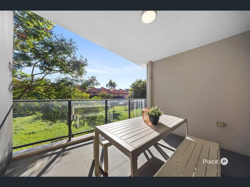 3206/35 Burdett Street, Albion — photo 1 of 5