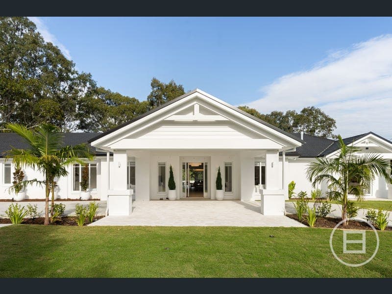 47 Somerset Drive, Mudgeeraba — photo 1 of 5