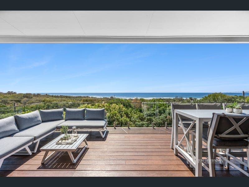 21 Kestrel Crescent, Peregian Beach — photo 1 of 5