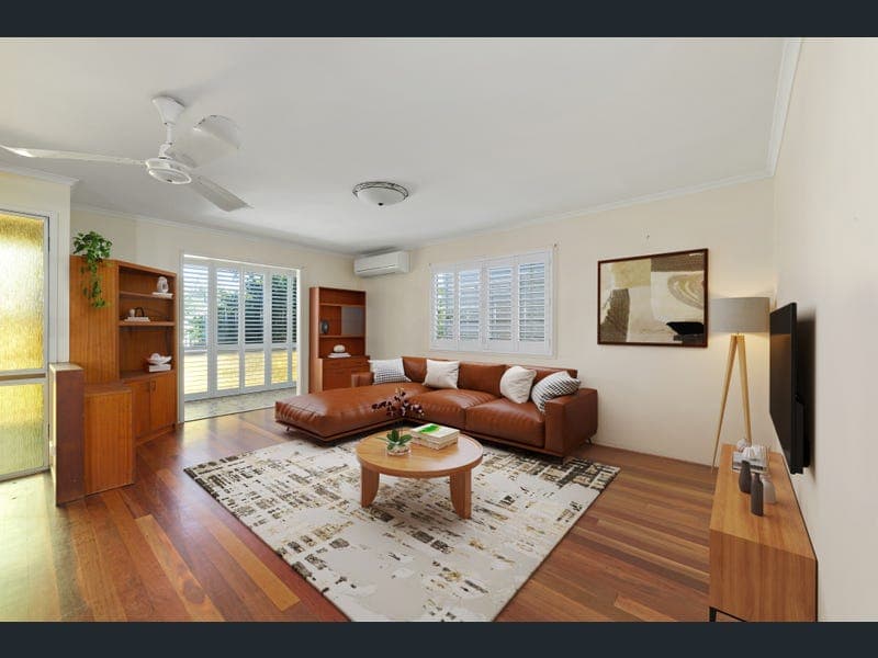 22 Nurom Avenue, Ferny Hills — photo 1 of 5