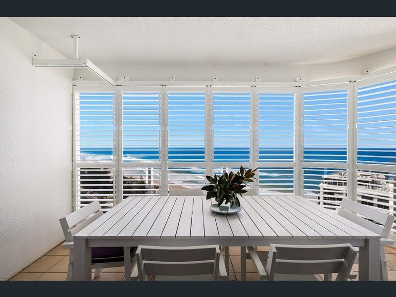 149/59 Pacific Street, Main Beach — photo 1 of 5