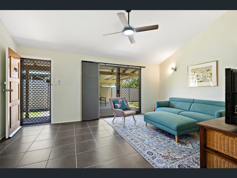 8 Avalon Court, Strathpine — photo 1 of 5