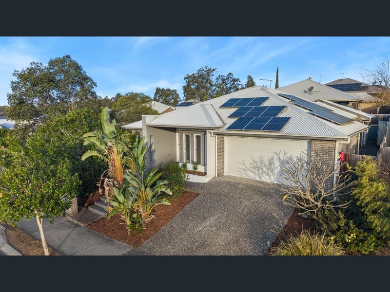 2 Dee Street, Deebing Heights — photo 1 of 5