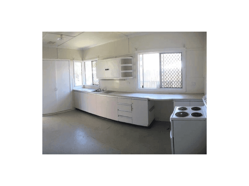37 Doyle Street, Harlaxton — photo 1 of 3