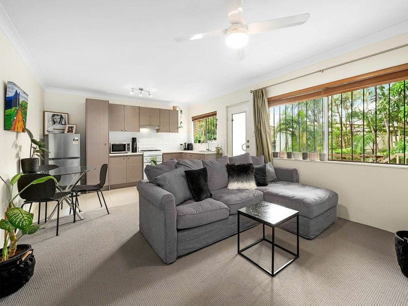 4/54 Mansfield Street, Coorparoo — photo 1 of 5