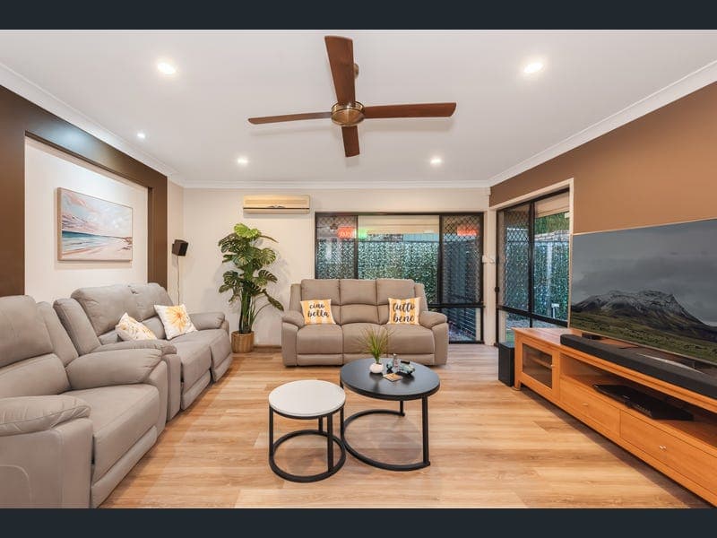 31 Lancewood Circuit, Robina — photo 1 of 5