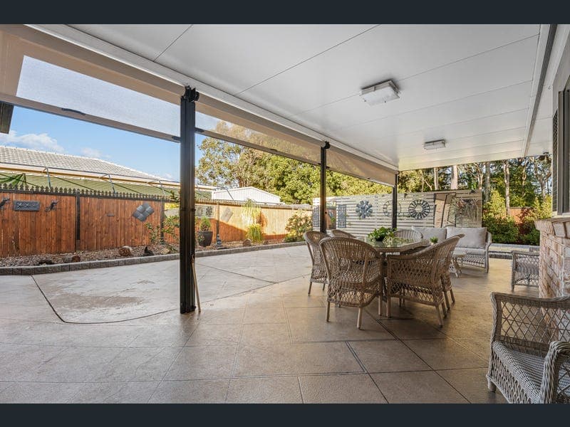4 Earls Court, Point Vernon — photo 1 of 5