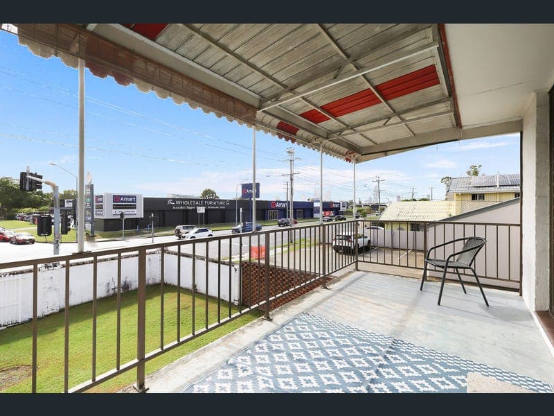 132 Ashmore Road, Benowa — photo 1 of 5