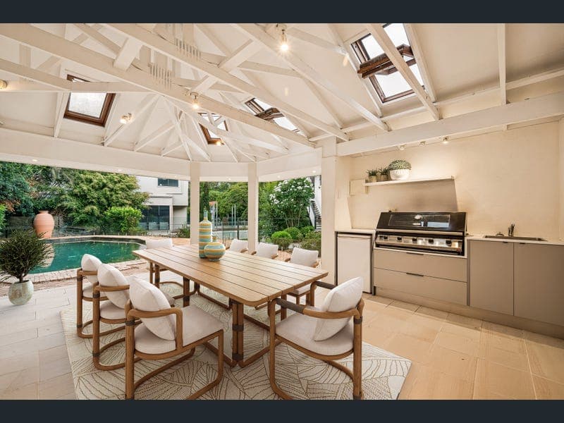 8 Kianga Street, Graceville — photo 1 of 5