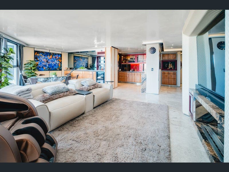 38/4 Thornton Street, Surfers Paradise — photo 1 of 5