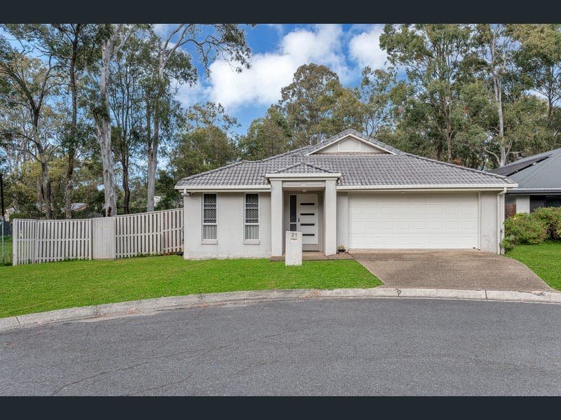 21 Booyong Place, Bridgeman Downs — photo 1 of 5