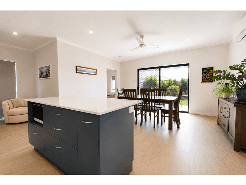 13 Ficus Court, Bohle Plains — photo 1 of 5