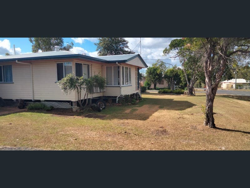 29 Mitchell Street, Monto — photo 1 of 5