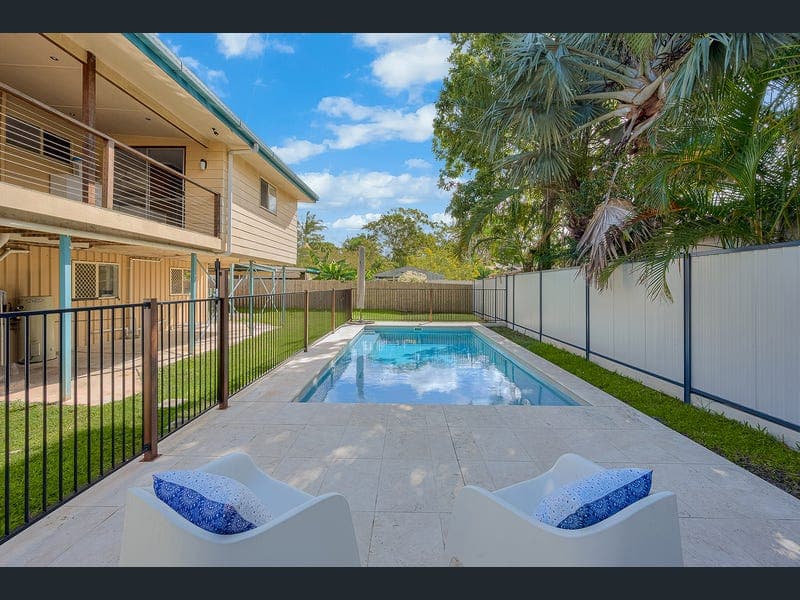 3 Shearwater Court, Deception Bay — photo 1 of 5