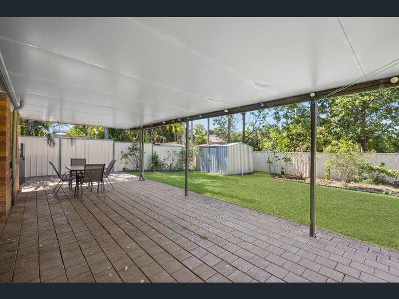 9 Williams Way, Calamvale — photo 1 of 5