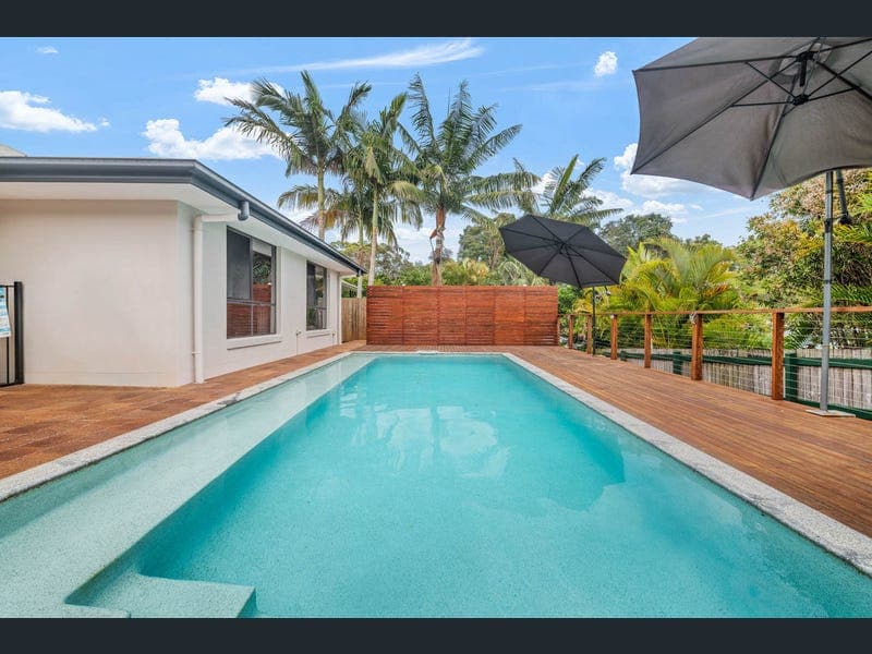 24 Yellow Cedar Place, Palmwoods — photo 1 of 5