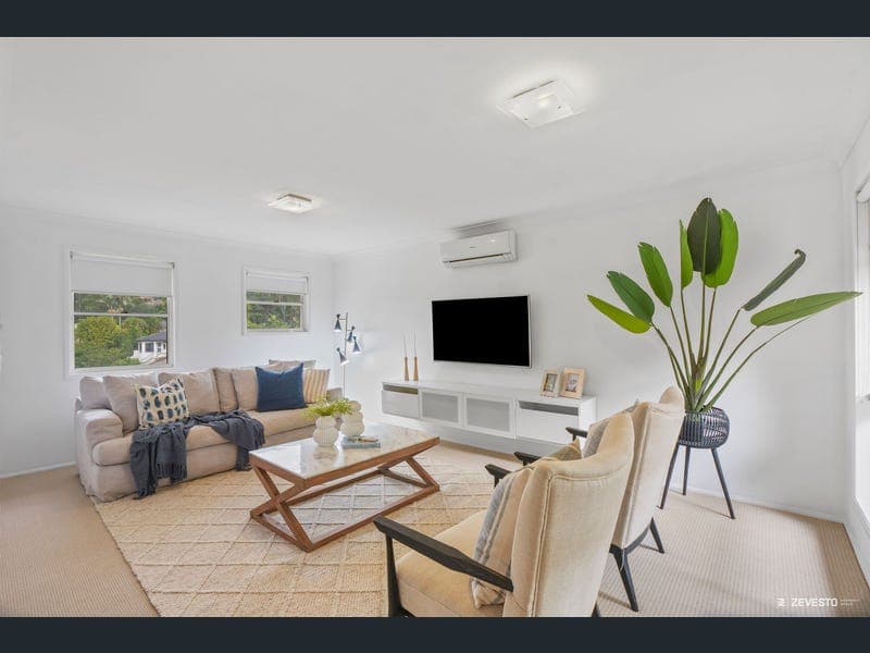 16 Kununurra Crescent, Shailer Park — photo 1 of 5