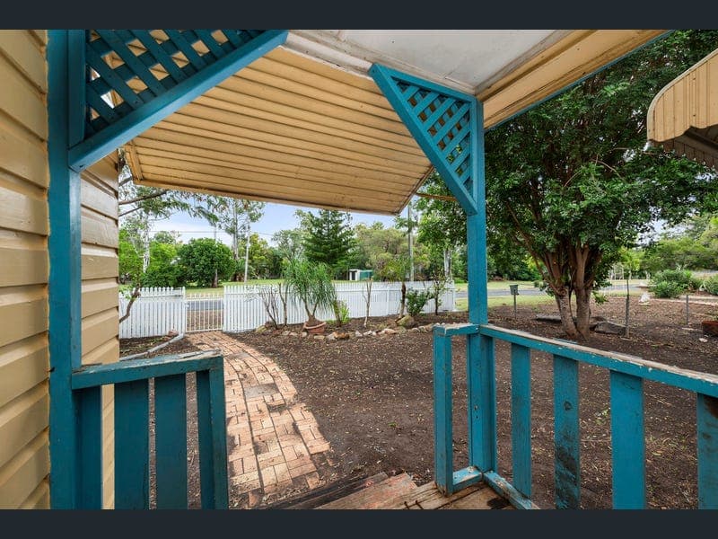 73 Myall Street, Dalby — photo 1 of 5