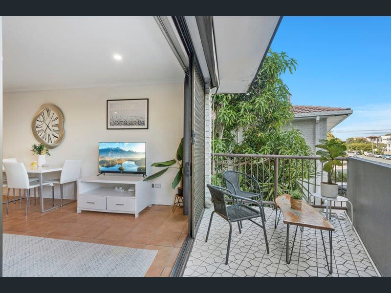 5/33 Darrambal Street, Chevron Island — photo 1 of 5