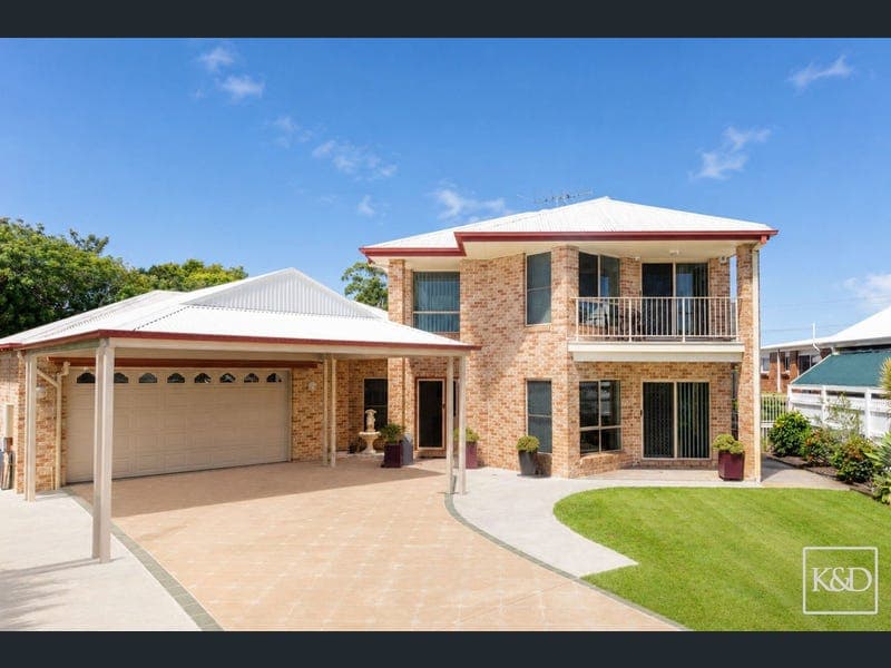 87 Solander Esplanade, Banksia Beach — photo 1 of 5