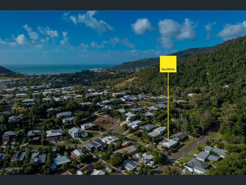 77 Country Road, Cannonvale — photo 1 of 5