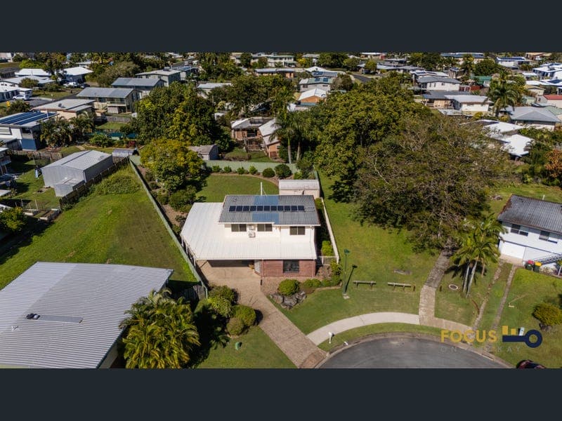 House/16 Graham Court, Mount Pleasant — photo 1 of 5