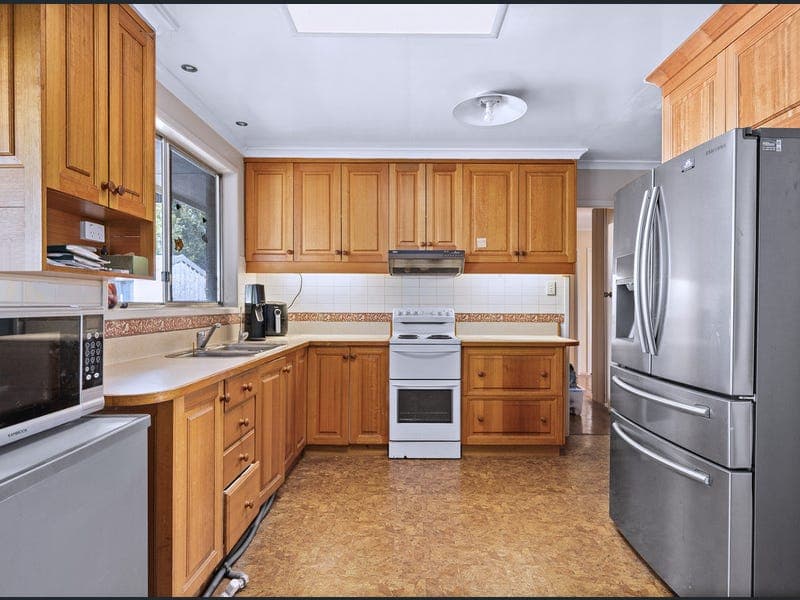 12 Trousdell Court, Rockville — photo 1 of 5