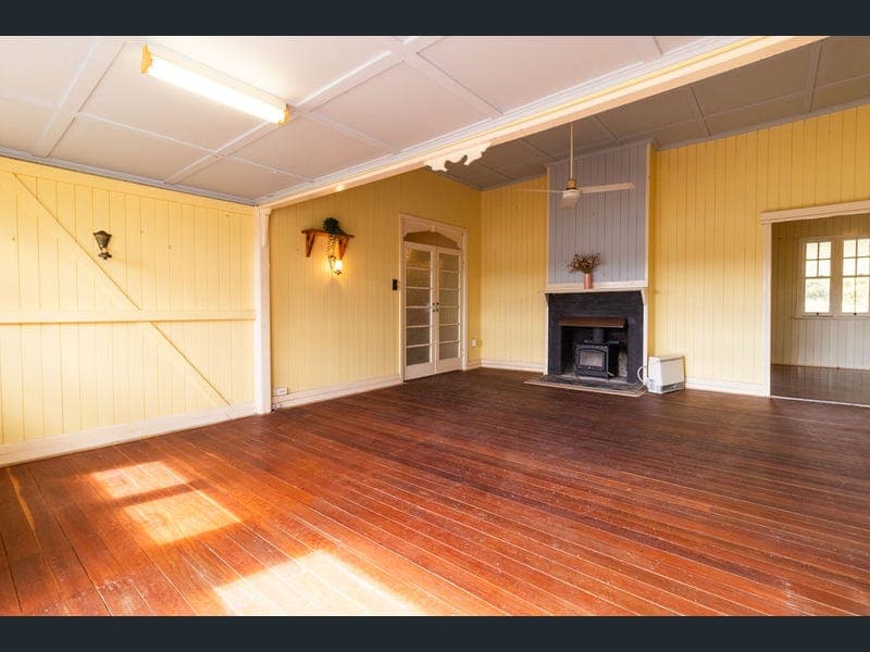 9 Albert Street, Crows Nest — photo 1 of 5
